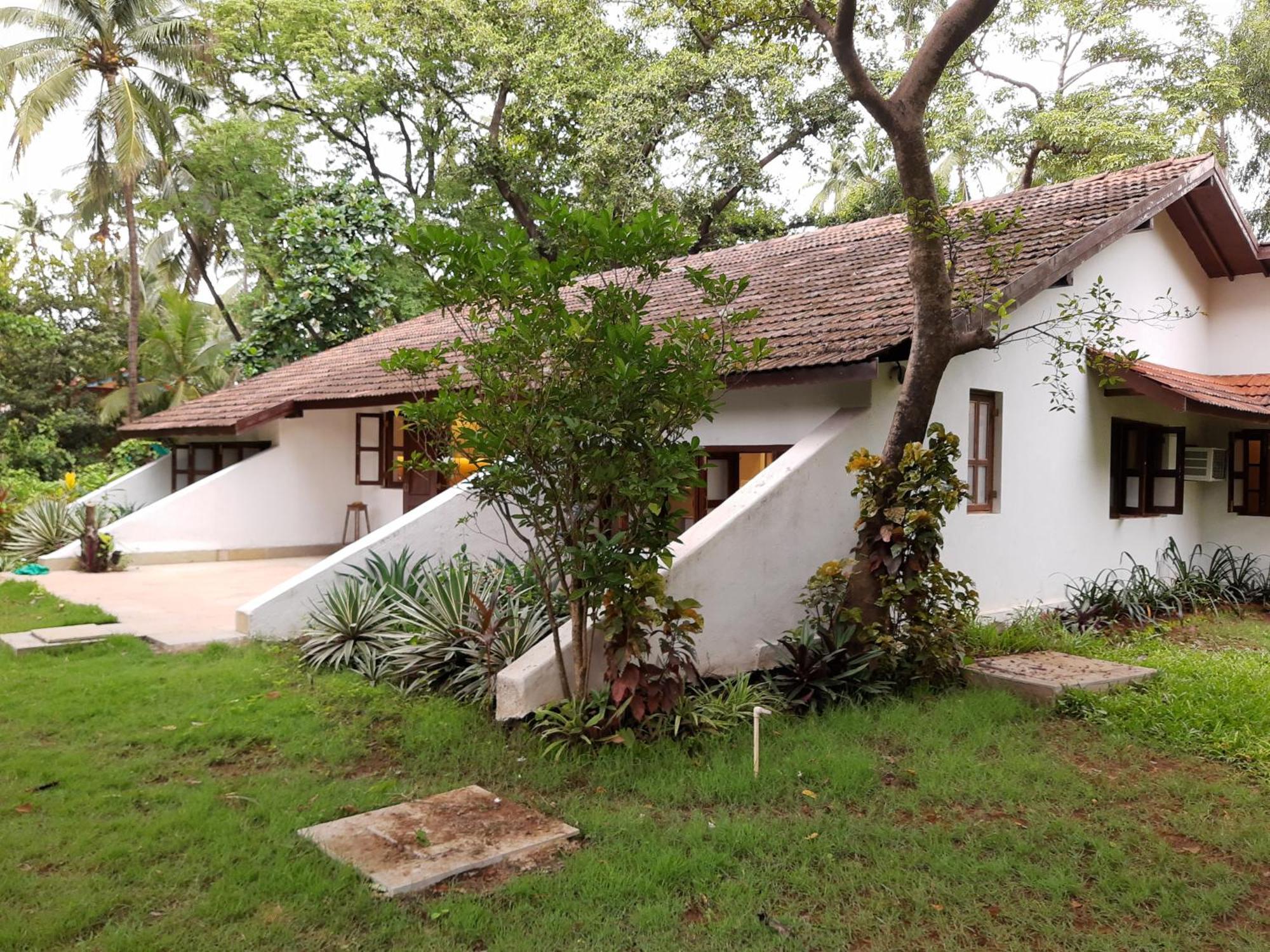 Banyan House - Luxurious 4 Bedroom Villa On One Acre, Near The Beach Nagaon (Maharashtra) Exterior foto