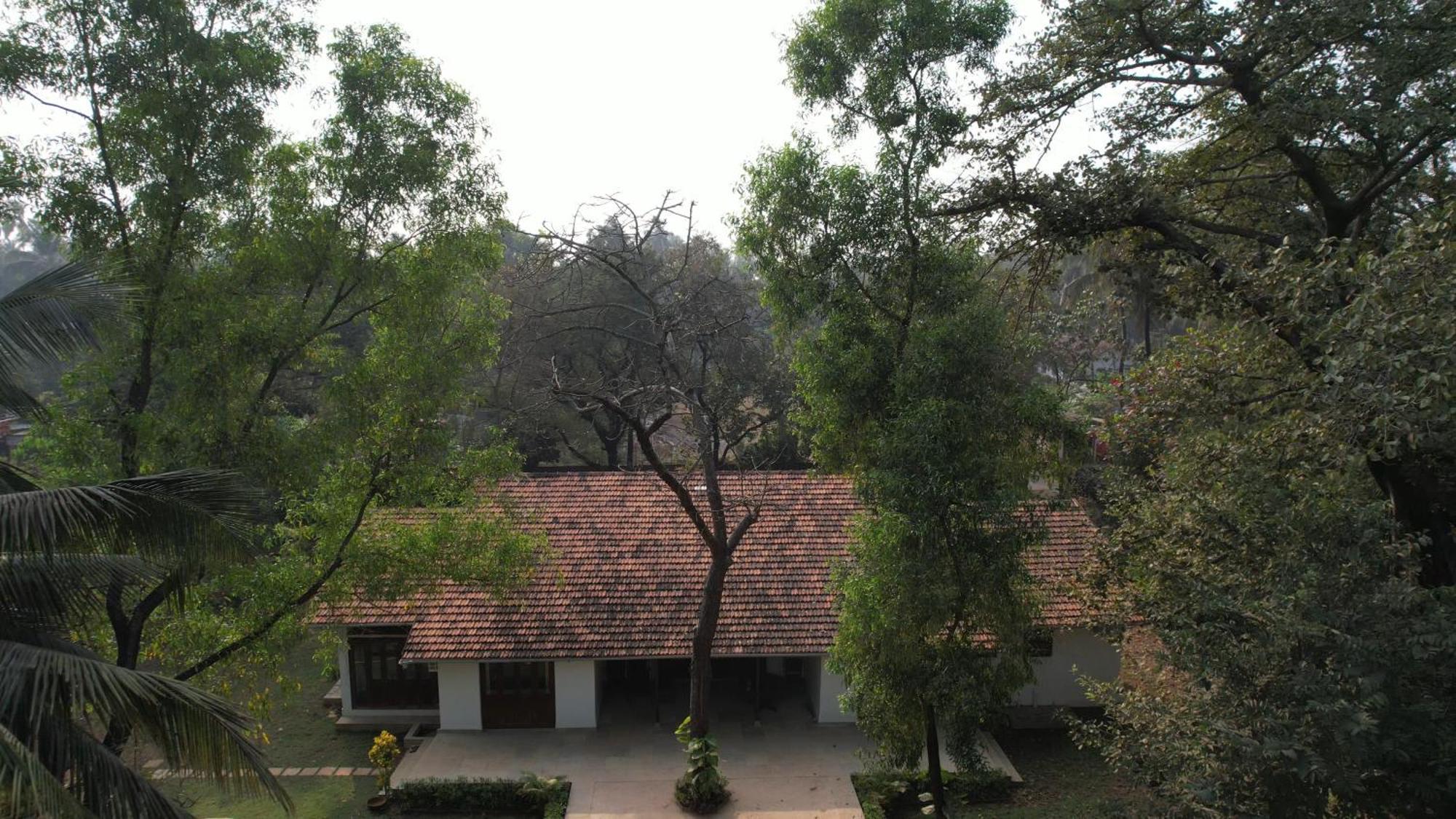Banyan House - Luxurious 4 Bedroom Villa On One Acre, Near The Beach Nagaon (Maharashtra) Exterior foto